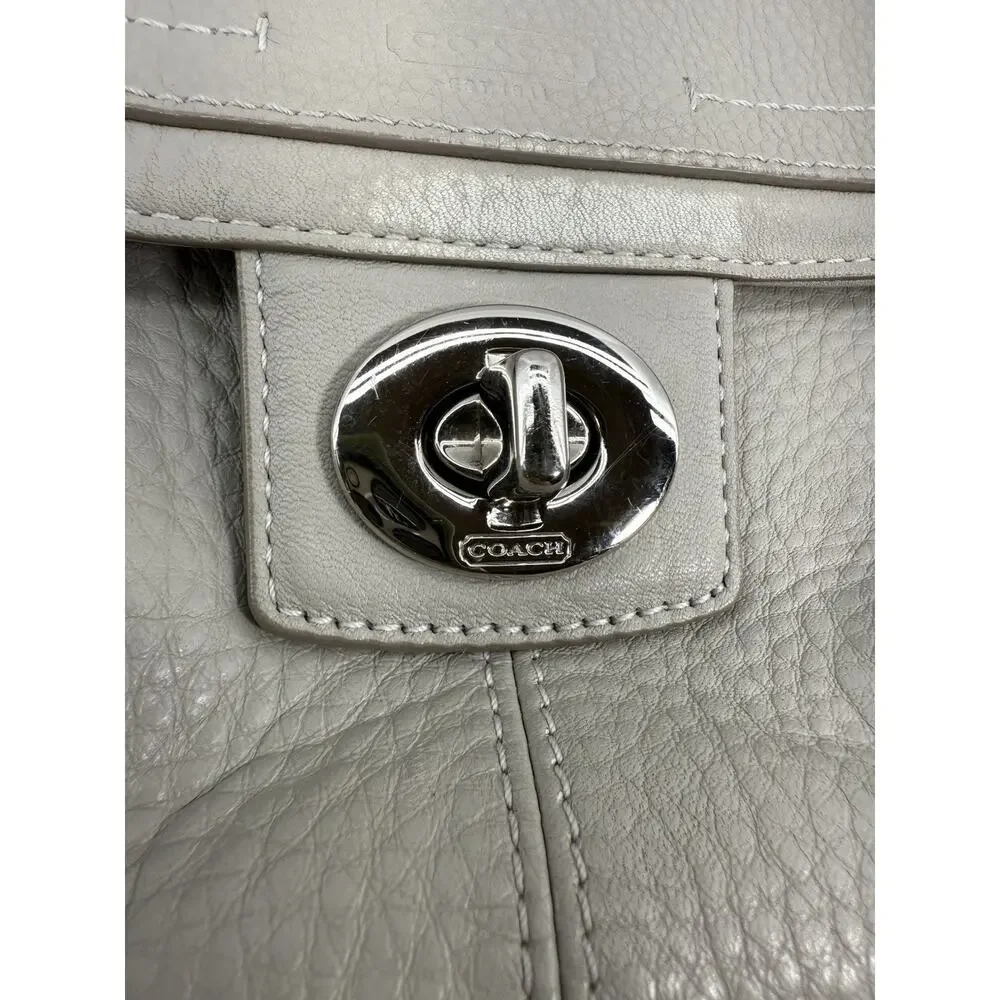 Coach Legacy Tote #19264 Leather Chalk Ivory‎ Pocket Shoulder Bag EUC - Picture 6 of 16